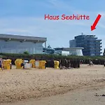 103 Im Haus Seehütte Direkt Am In Duhnen Mit Seesicht In Der Ferne